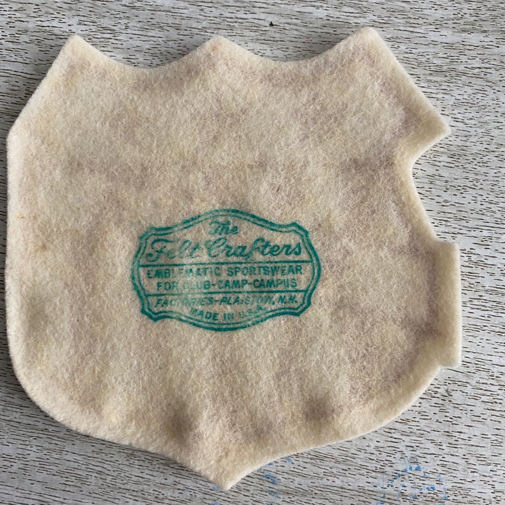 Vintage Sweater Varsity Name Patch The Felt Crafters “ Sheila “ 1940s-50s - Picture 3 of 4